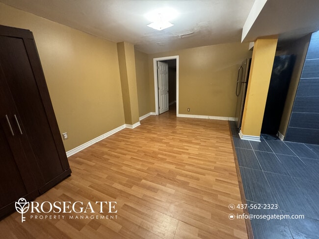 Photo - 1-Bedroom Basement Apartment with Internet Included – Mississauga Unit 2