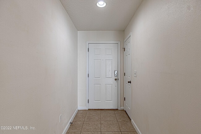 Photo - 1500 Calming Water Dr