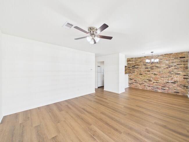5343 Richmond Ave Unit 21