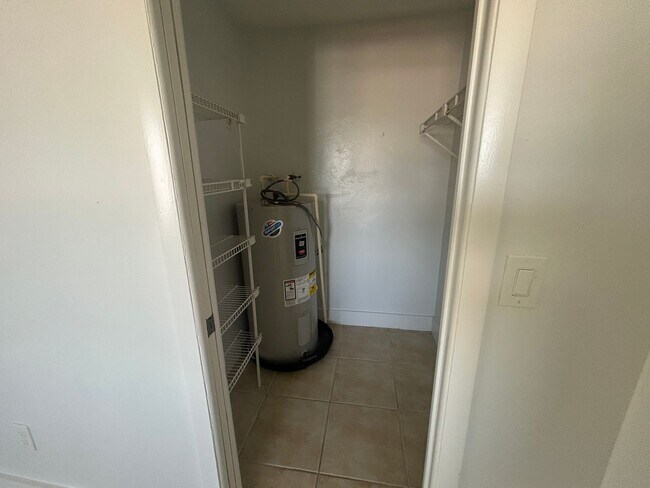 Photo - 4708 SE 5th Pl Unit 4708 SE 5th Pl #204