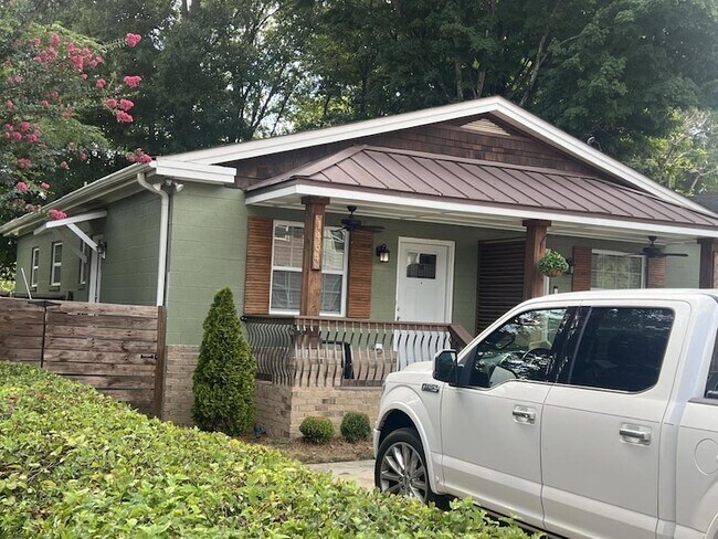 1464 Sawyer Rd