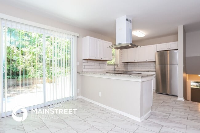 Photo - 6033 Hillandale Dr