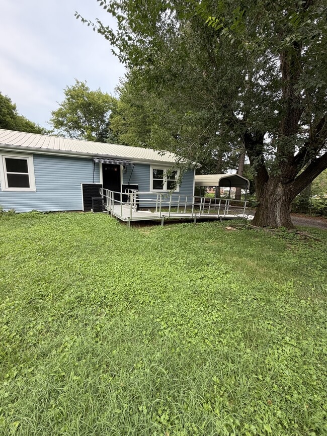 Building Photo - 7204 TN-76