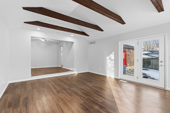 Photo - 3601 Mack Rd