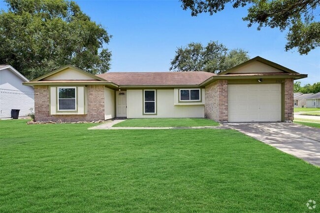 Building Photo - 2502 Ewell Dr Rental