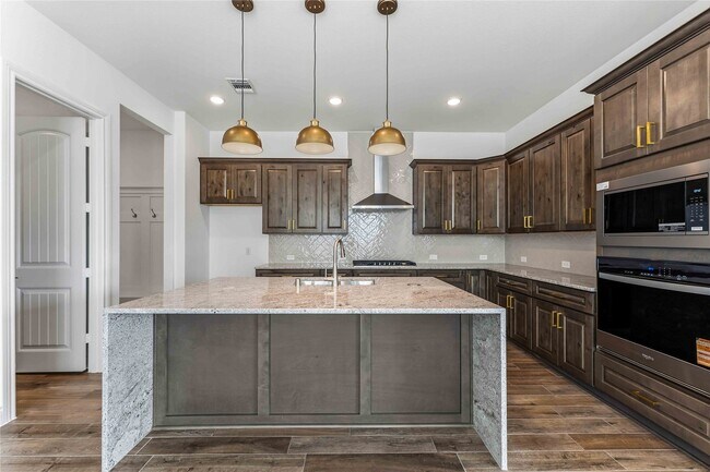 Photo - 3710 Highcliffe Dr