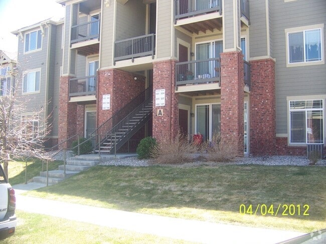 Building Photo - Nice 2 Bed 2 Bath Condo Unit A304