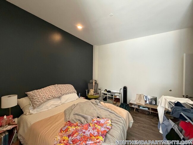 Photo - 160 E Berkeley St Unidad 307