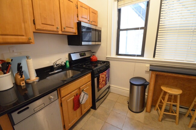 Photo - 1109 Boylston St Unit 1