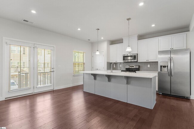 Photo - 23 Itasca Dr