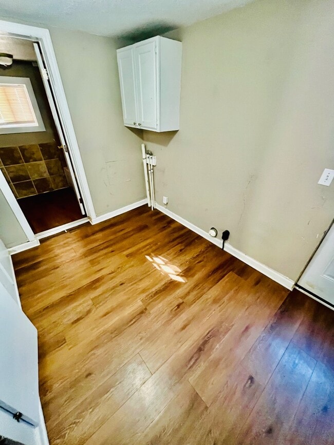 Photo - 620 N 6th Ave