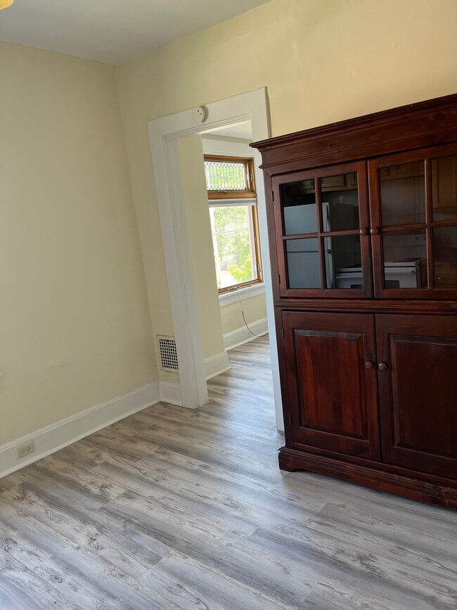 Kitchen - 150 N Fremont Ave Unit 2F