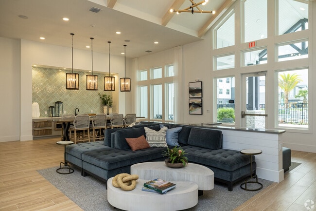 Photo - Allora Uptown