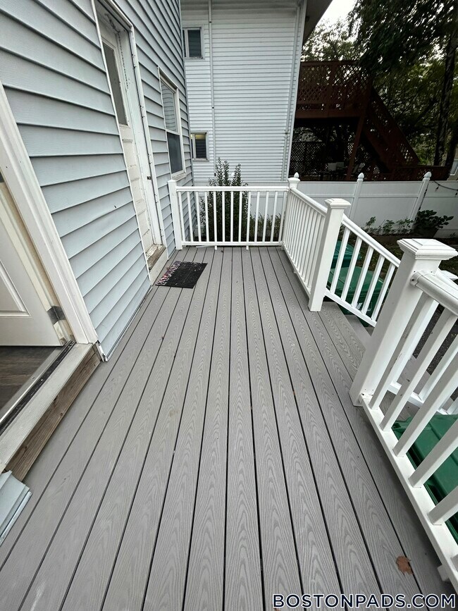 Photo - 82 North St Unit 1