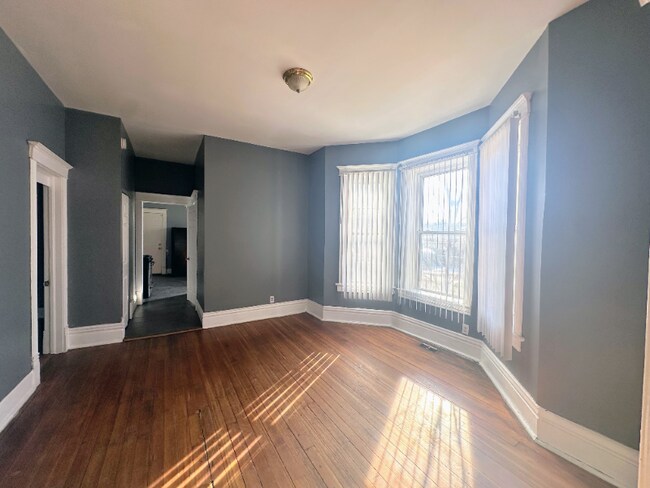 Photo - 10921 S Wabash Ave Unit 1