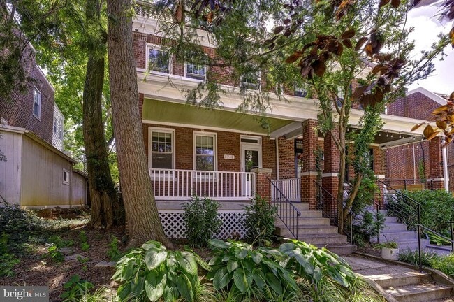 Building Photo - 3712 Garfield St NW