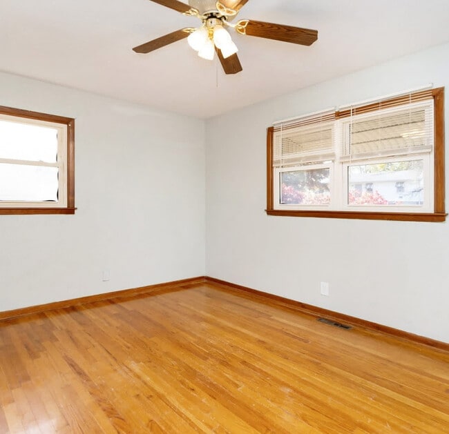 Photo - 1013 Cedar St