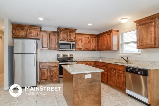 Photo - 805 Emerson Dr