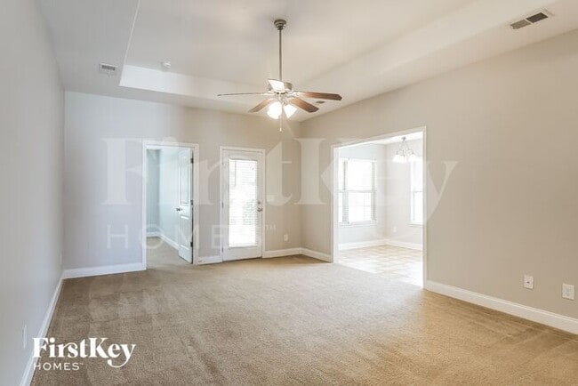 Photo - 221 Hillcrest Dr