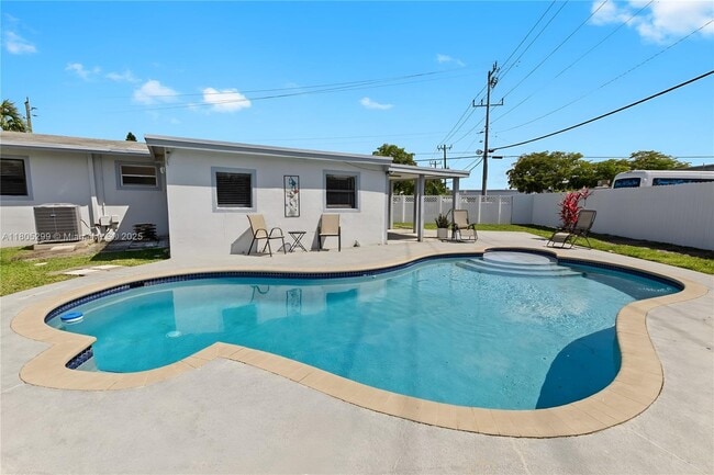 Photo - 1708 NW 58th Ave House