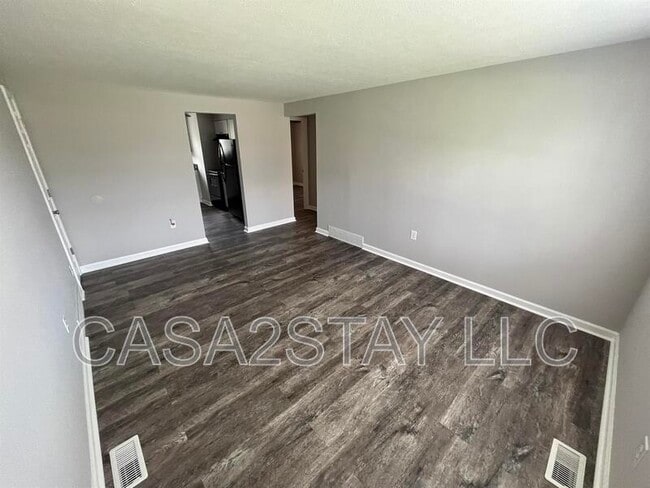 Photo - 4805 Saddlebrook Ln Unit 3