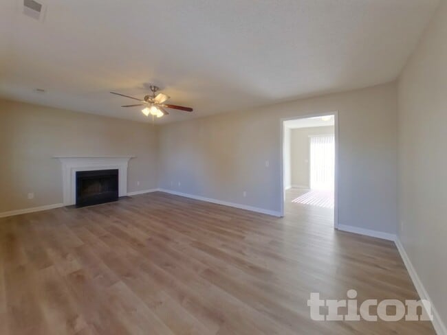 Photo - 13 Walnut Grove Way