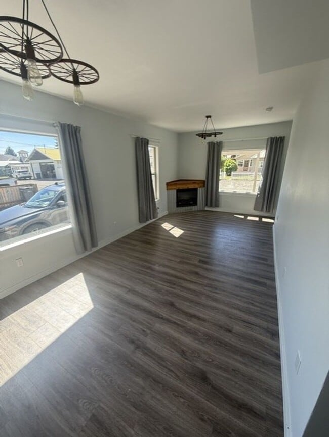 Photo - Great updated home on quiet downtown street