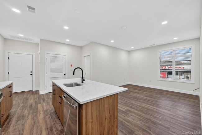 Photo - 19 Welling Pl