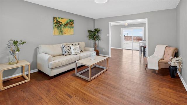 Photo - 8155 Shafter Dr