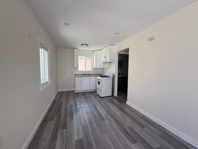 Photo - 10308 Buford Ave Casa