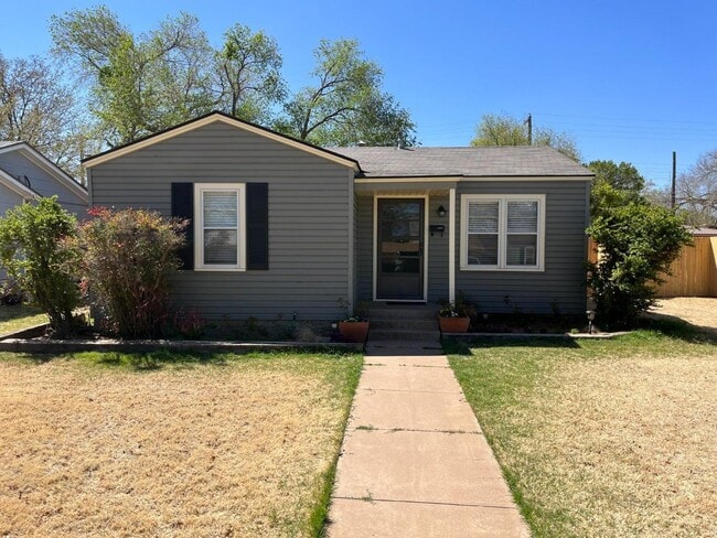 Building Photo - 3107 37th St