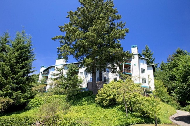 Photo - 9200 Redmond Place