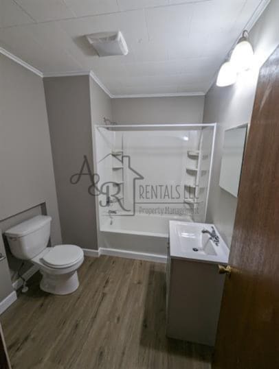 Photo - 403 E 21st St