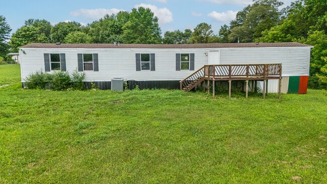 Photo - 425 Eagle Way