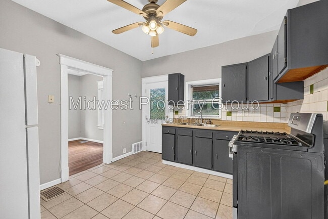 Photo - 1365 Louisville Ave