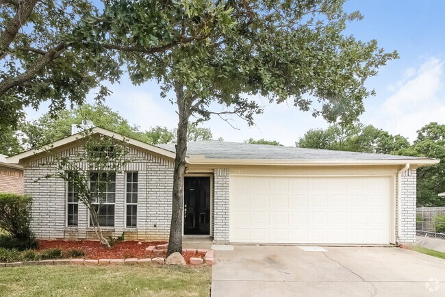 Building Photo - 1125 Hidden Creek Dr Rental