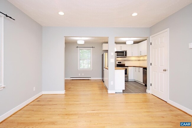 Photo - 110 Olinda Dr