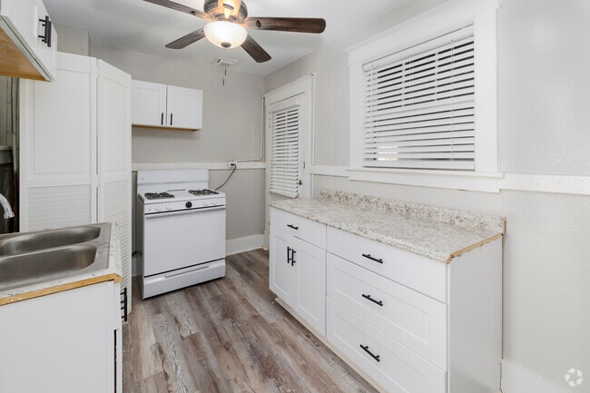 Unit A6 - Kitchen