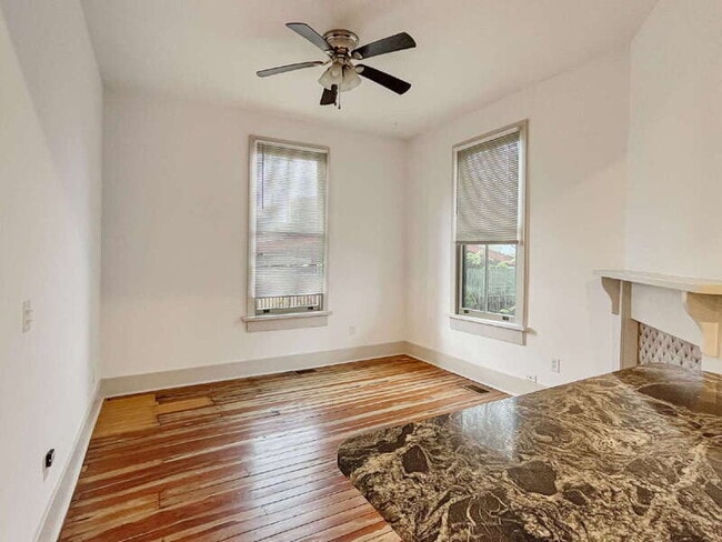 Photo - 316 W 42nd St