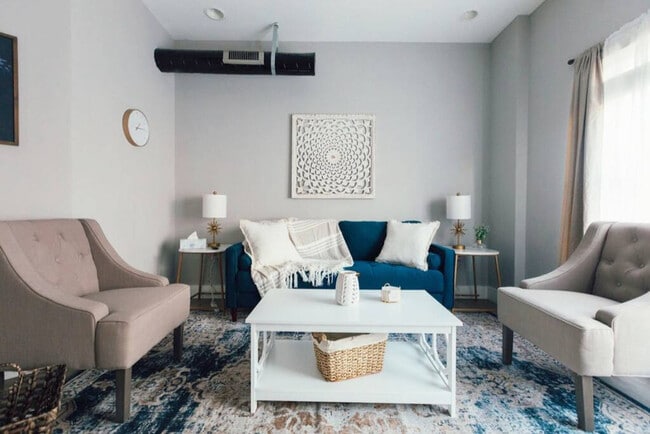 Building Photo - 202 E Main St Unit FL2-ID1397961P