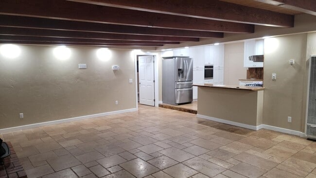 2637 Granger Ave