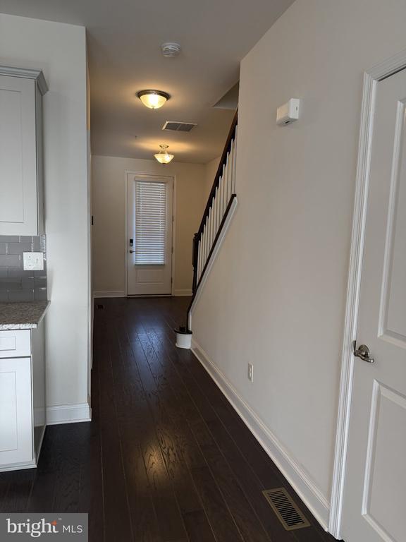 137 Golden Vale Dr