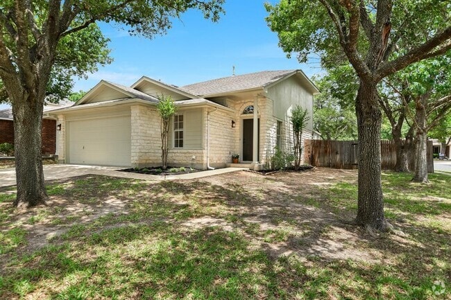 Building Photo - 909 Moser River Dr Rental