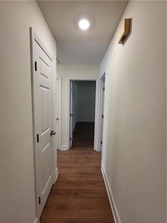 Photo - 686 Alex Way SW