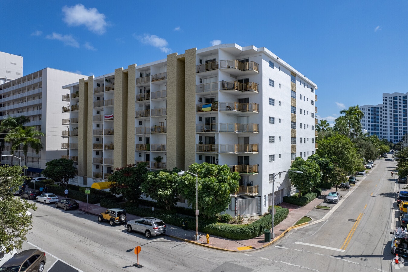 Photo - Golden House