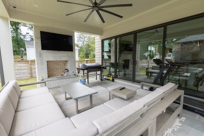 Photo - 500 McAlway Rd