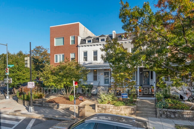 Building Photo - 4141 New Hampshire Ave NW Rental