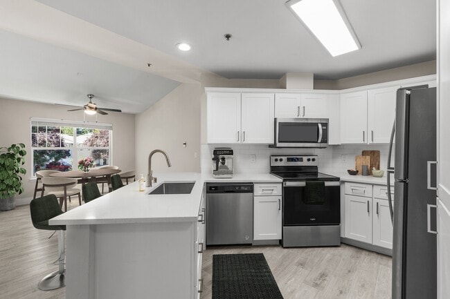 Photo - Bradley Park Apartments