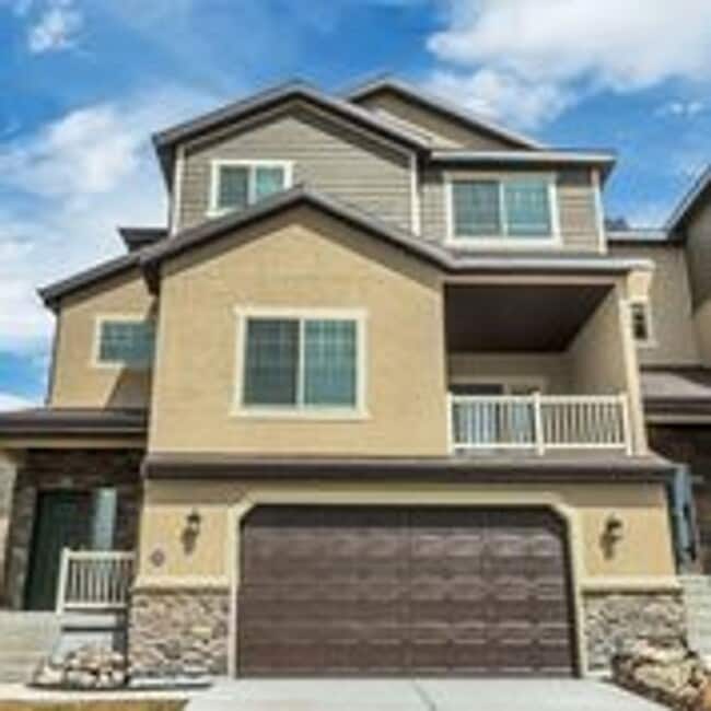 3 Bed Townhome - Provo's Southeast Bench - 3 Bed Townhome - Provo's Southeast Bench
