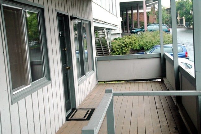 Photo - 1320 Linda Ln Unit 2